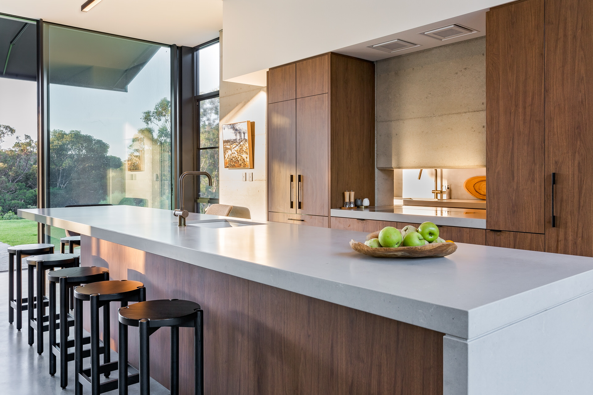 Eagle Bay 151