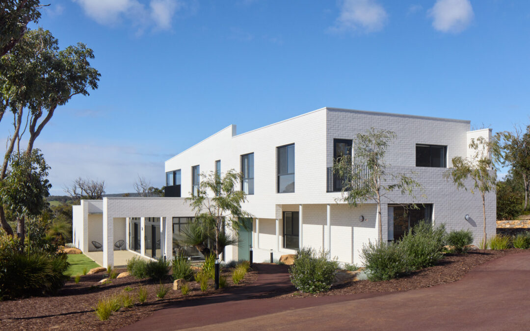 Eagle Bay 155